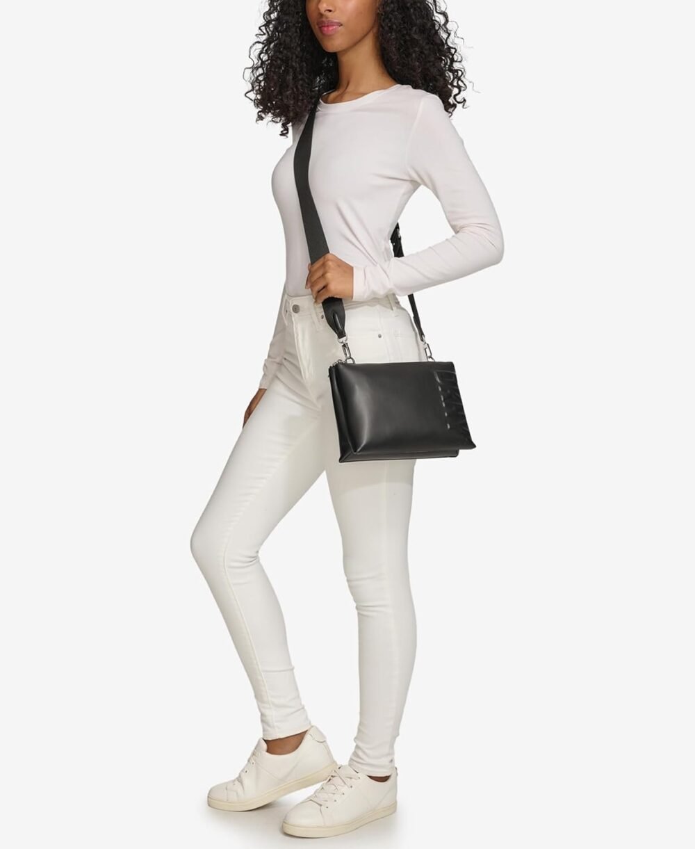 حقيبة "دي كاي إن واي" تينسلي كروس بودي - الصورة 5