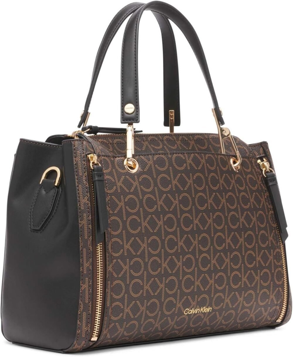 حقيبة "كالفن كلاين" "راينا" نوفيلتي ساتشيل للنساء - الصورة 5