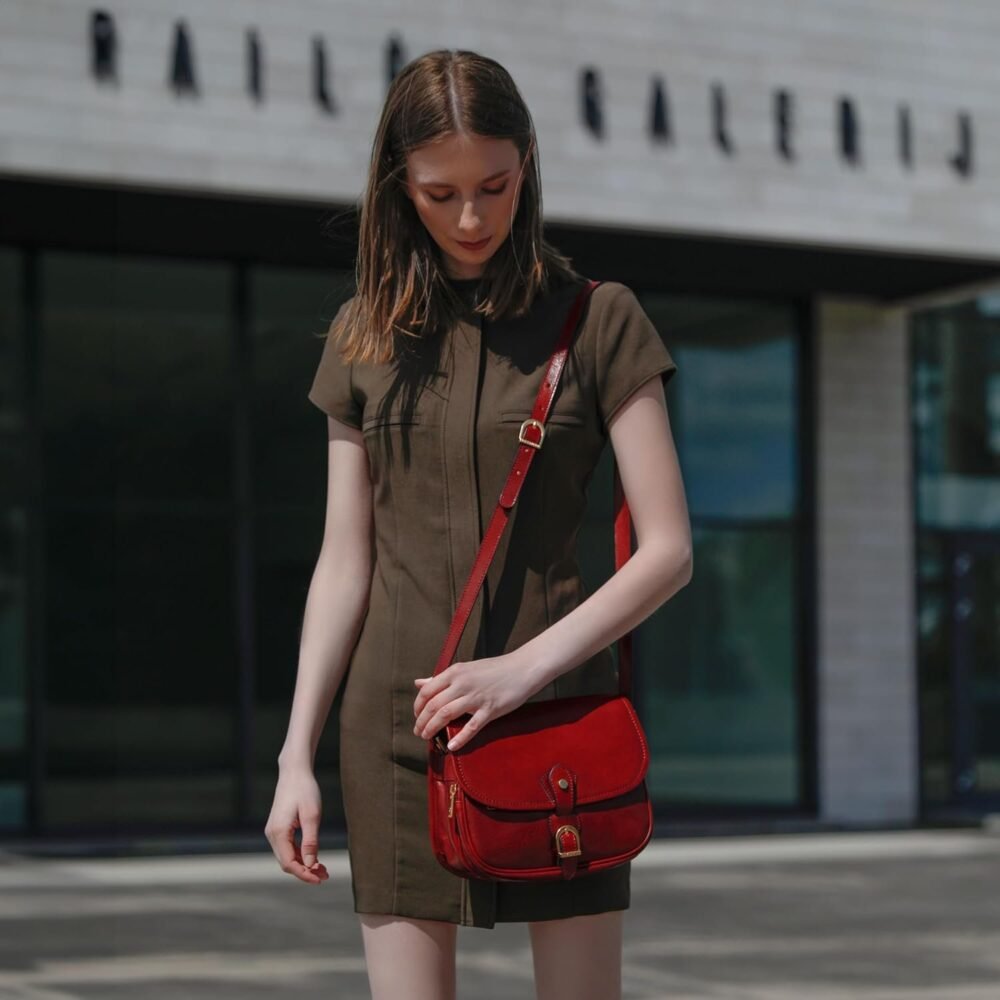 حقيبة "تايم ريسستنس" الجلدية المتعددة الاستخدامات للنساء - حقيبة كروس بودي، حقيبة يد، حقيبة كتف، حقيبة ميسنجر - الصورة 3