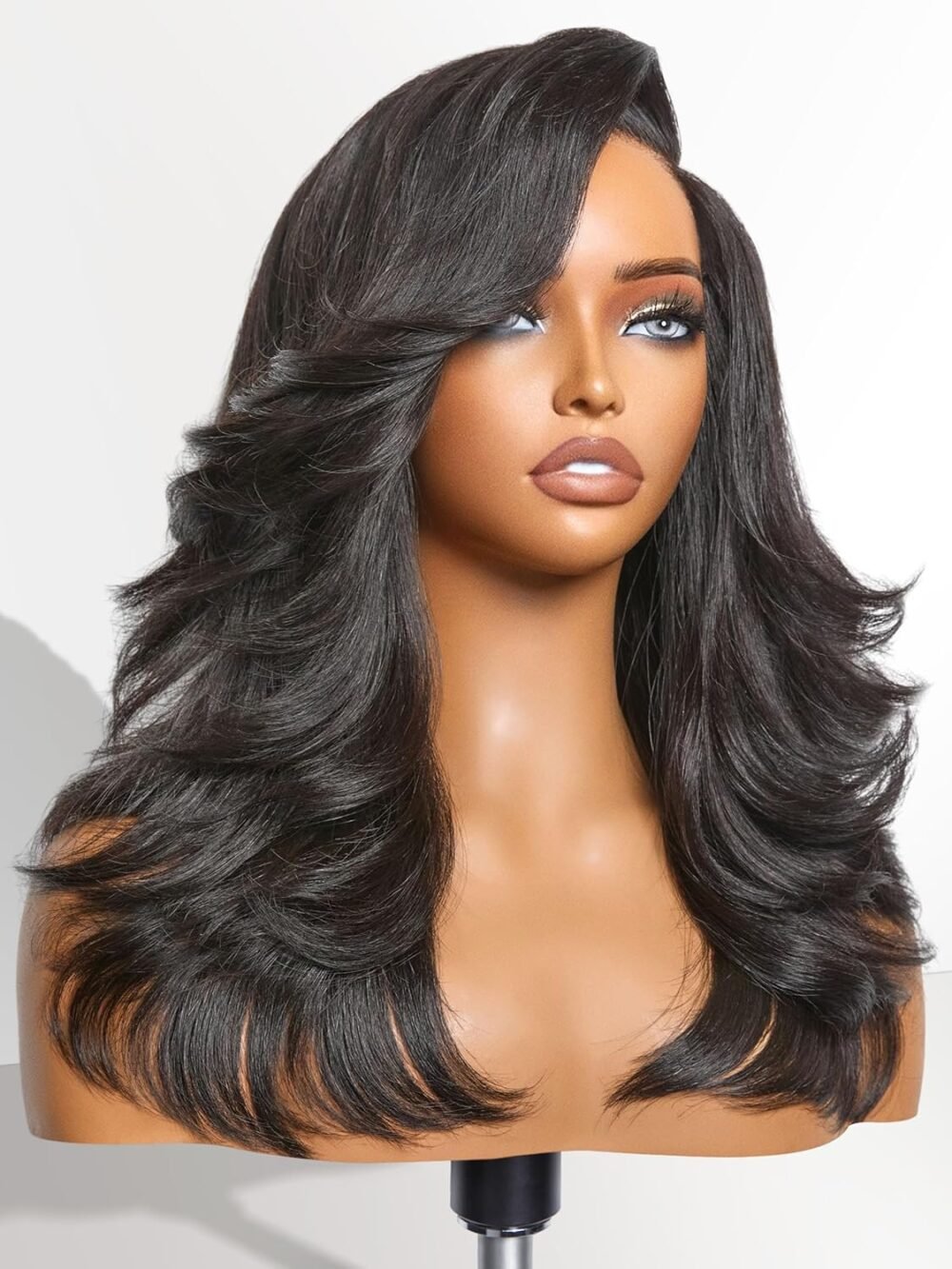 باروكة شعر بشري بوب بطول 14 بوصة مع قص طبقات، تم تصفيفها مسبقاً، غلق HD لاصق بدون غراء، مع غرة جانبية