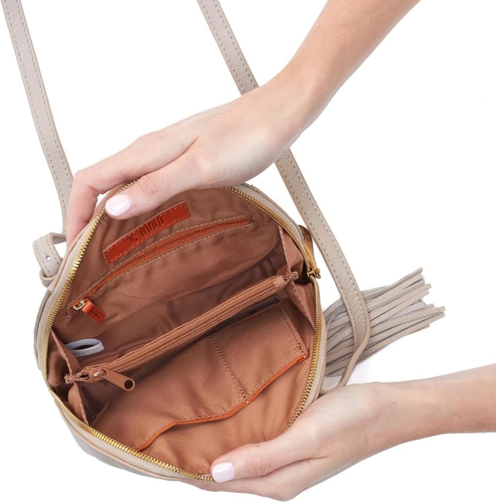 حقيبة "هوبو" "ناش" كروس بودي جلدية مدمجة للنساء - الصورة 2